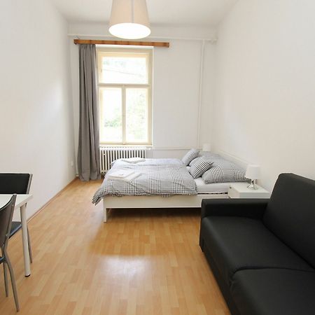 Zizka Home Apartments Прага Екстер'єр фото