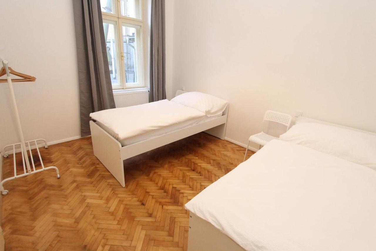 Zizka Home Apartments Прага Екстер'єр фото