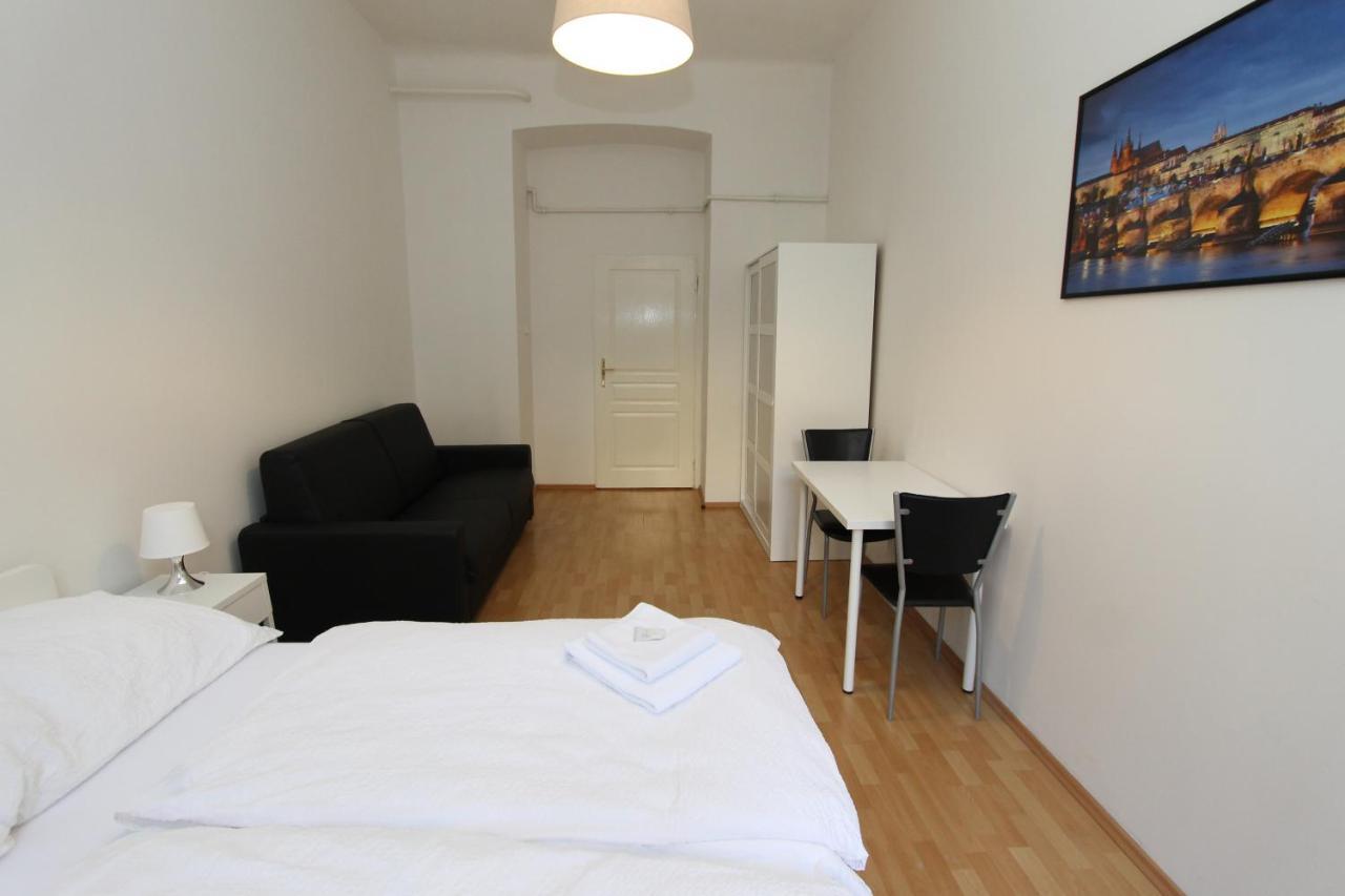 Zizka Home Apartments Прага Екстер'єр фото