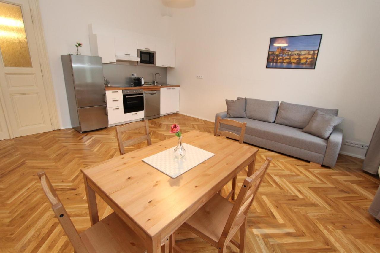 Zizka Home Apartments Прага Екстер'єр фото